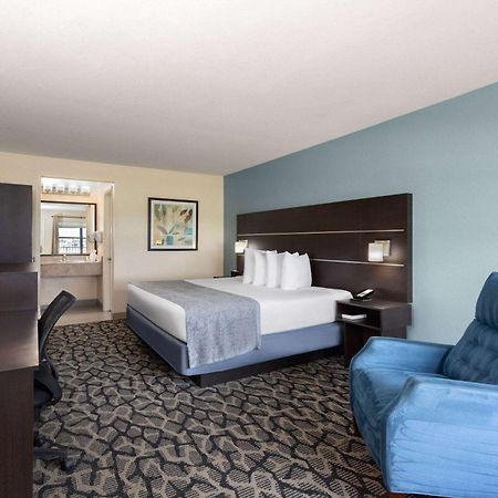 Baymont By Wyndham Punta Gorda/Port Charlotte Hotel Exterior foto