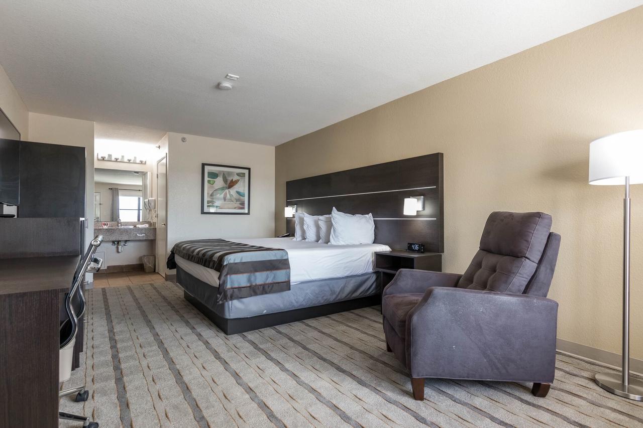 Baymont By Wyndham Punta Gorda/Port Charlotte Hotel Exterior foto
